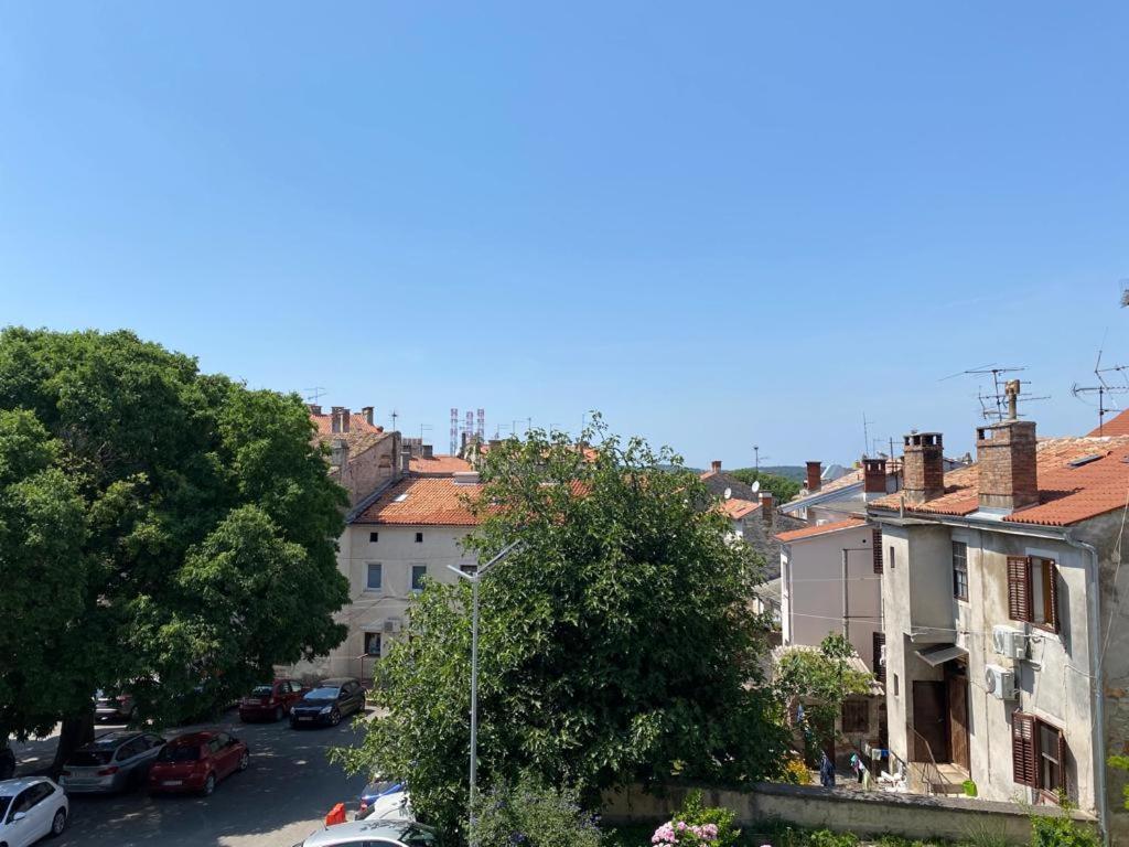 City Vibes Apartment Pula Extérieur photo